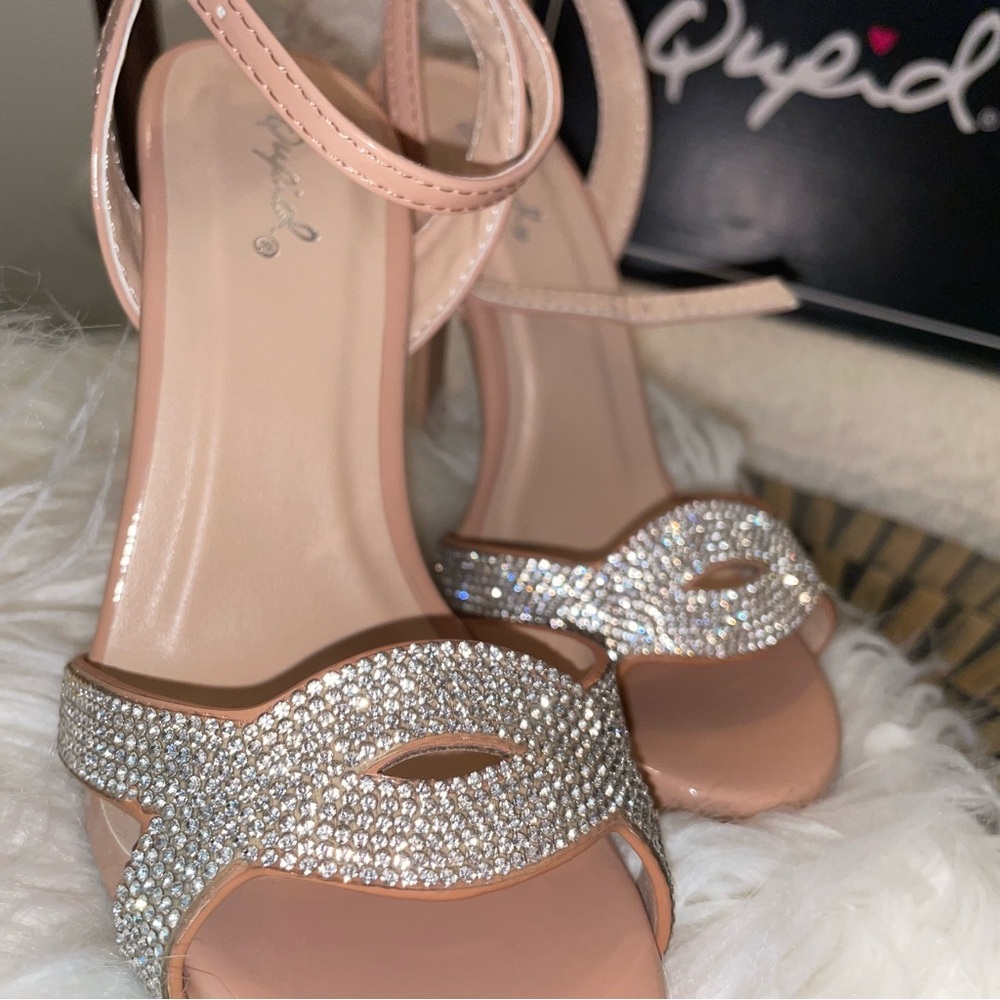Qupid 💘 Rhinestone Tan Patent Pleather High Heel Sandals